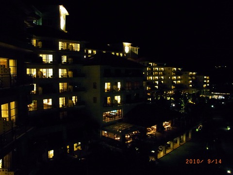 夜のホテル