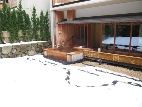 雪の庭
