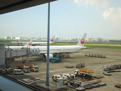 JAL ラウンジ
