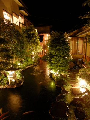 夜の庭1