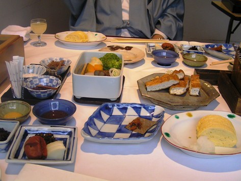 朝食