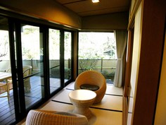 たたみ敷きの広縁