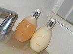 シャワージェル、シャンプー