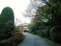 仙郷楼への道