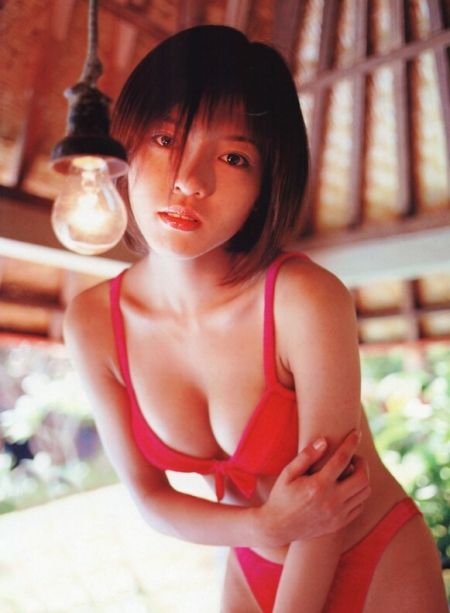 釈由美子(28)