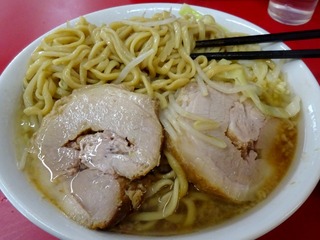 ブタと麺