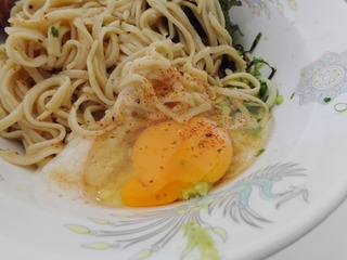 生玉子投入