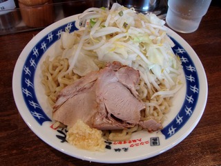 麺の皿
