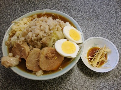 小ラーメン+ゆで玉子 ニンニクアブラ生姜だれ
