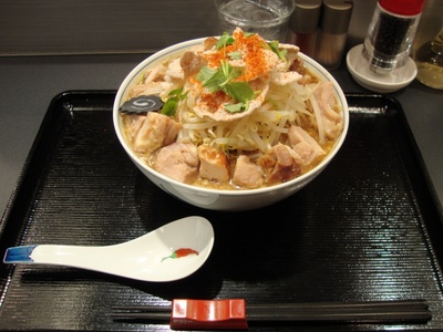 らーめん(中)+鶏ちゃーしゅー