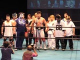 鶴ティモドラゴン校長とマッスル戦士達