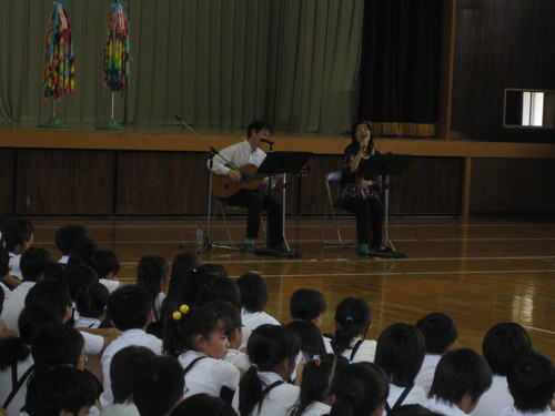 ����w�Z���C�u