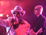08THE BASHOW_20111024_16