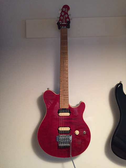 機材紹介/ギター】MusicMan Axis（'08） : 30代サラリーマンの