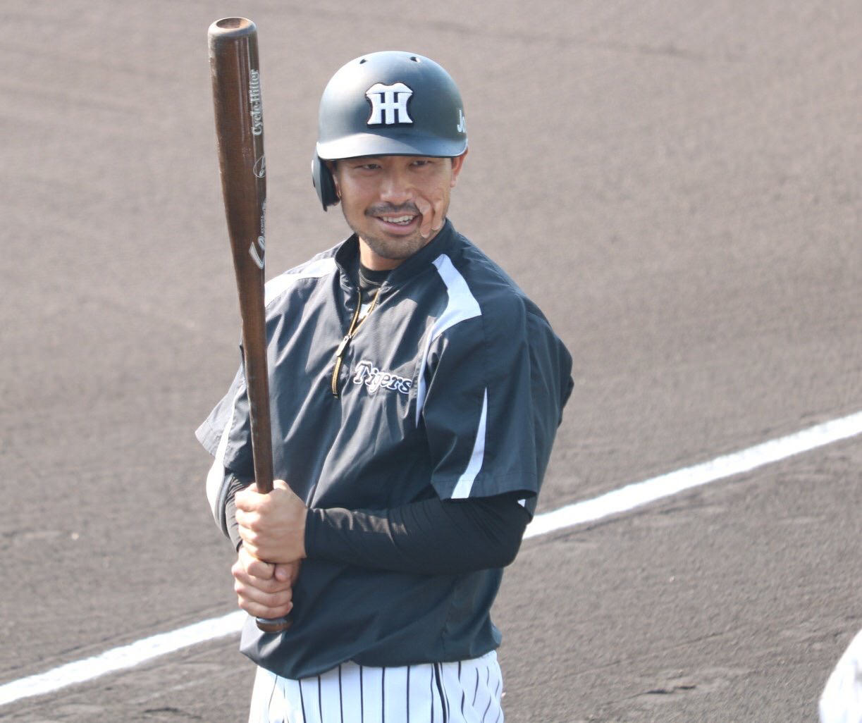 伊藤隼太さん、顔中謎の吹き出物に冒される（画像あり）wwwwwwwwwwwwwwwwwwwwwwwwwwwwwwwww
