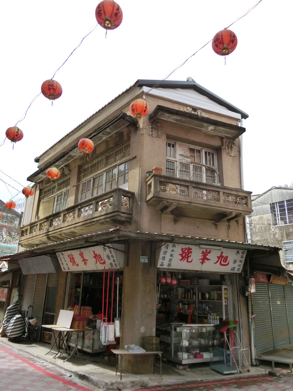 コンパクトサイズな建物がかわいい. CIMG0524