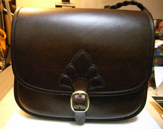 ハンスオスター氏作成の革鞄