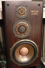 4d6d9289-s.jpg