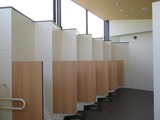 男子トイレ