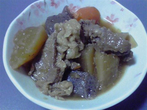 牛筋煮込み