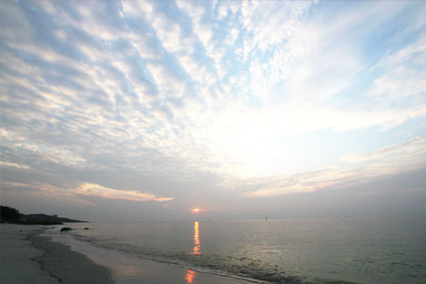 サメット島 朝日