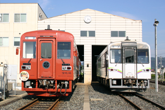 井原車庫