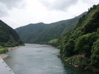 77c927e0.jpg