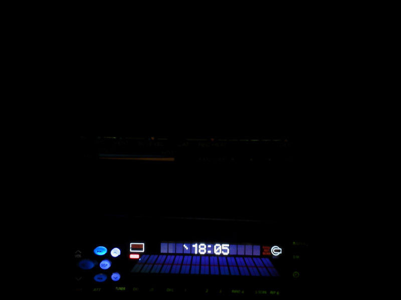 ¥¨¥¢¥³¥ó¥È¥í¡¼¥ëLED1