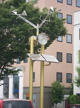 長野大通り時計彫刻
