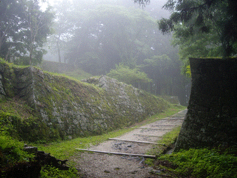 岩村城3