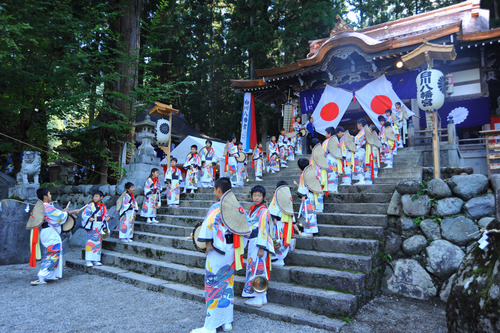 2012白川郷どぶろく祭り 出御 : 五箇山彩時季 四季合掌 +α