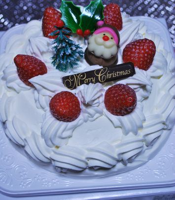 新発田の金子屋老舗さんのクリスマスケーキ
