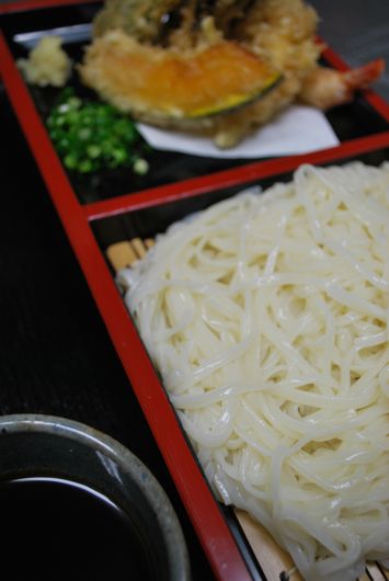稲庭うどん 天ざるうどん