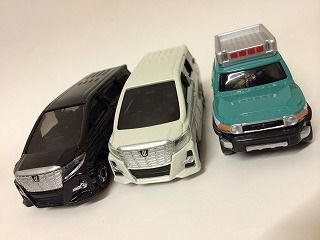 15年11月トミカ新車 トヨタアルファード、FJクルーザーパトカー