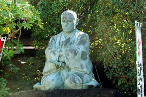 近藤勇座像