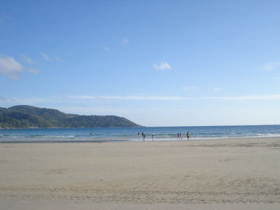 img_1360908_60823198_7