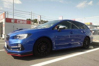 レヴォーグSTISports