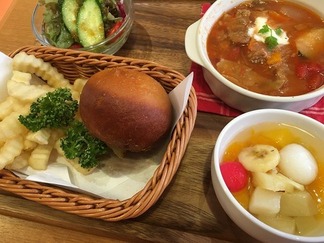 ボルシチ&ピロシキ