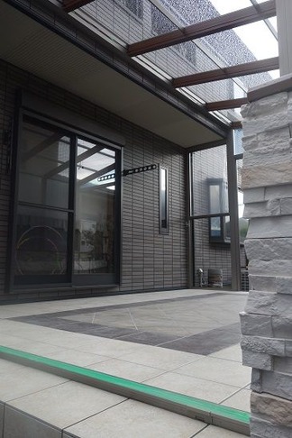 ココマ腰壁