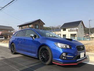 レヴォーグ
