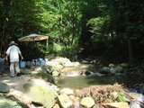 川
