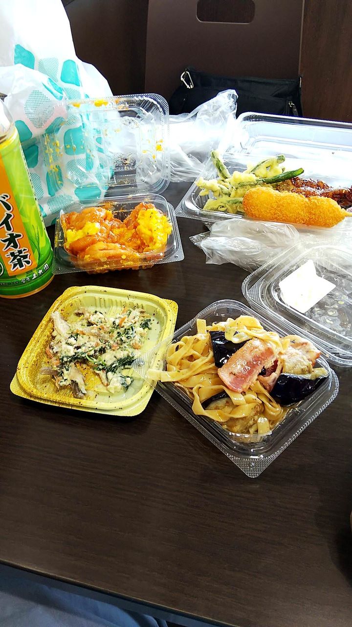 イオンモールで豪遊する平日休み民のワイｗｗｗｗｗ