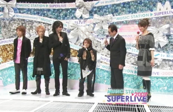 o0579037510152116964hyde 身長