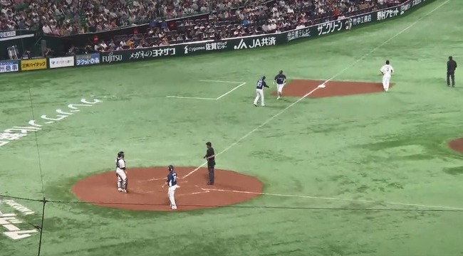 aaa_20180523_192732.mp4_snapshot_00.09_[2018.05.23_19.32.02]