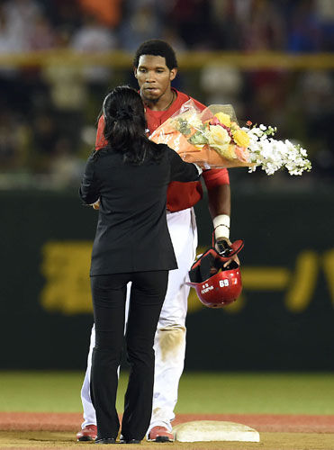 rosa-in-140902-05-ns-big