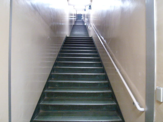 o0640048012001272060