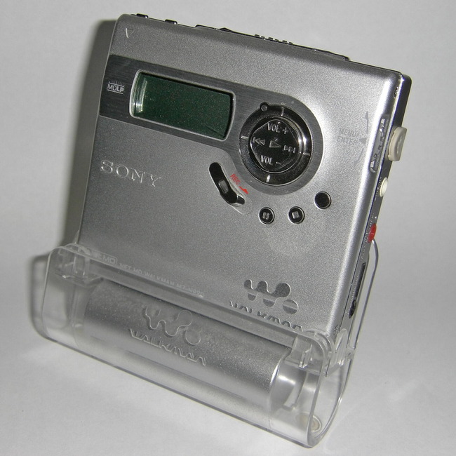 Sony_MD_Warkman_MZ_N920