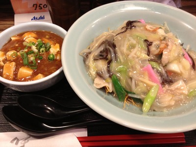【元町】きらく 皿うどん&マーボー丼