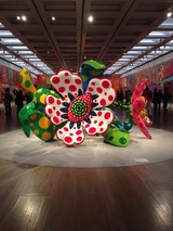 草間彌生展01