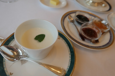 P1090036